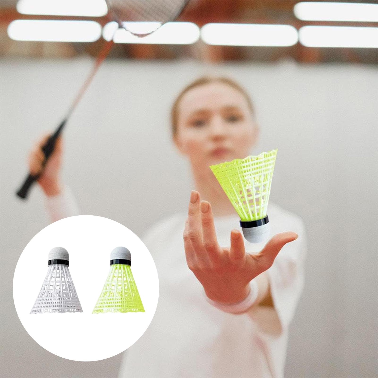 Bolas de Badminton (12 Peças)  - Nylon Shuttlecock 12 avaliação e preço